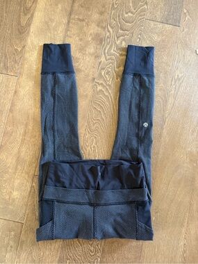 lululemon athletica Black Textured Leggings